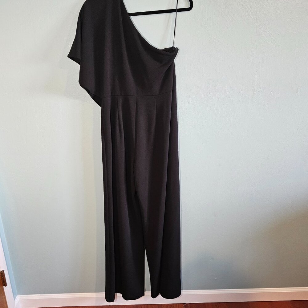 ADRIANNA PAPELL Black One-Shoulder Jumpsuit | 8 - Picture 4 of 15